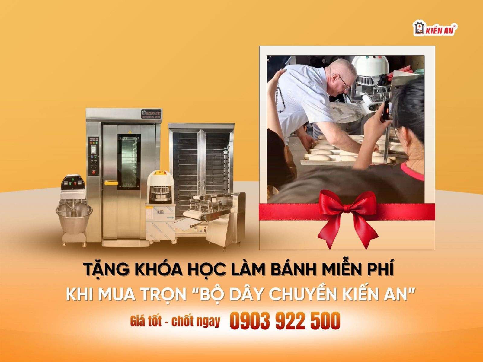 Khách hàng đến nghiệm thu và học làm bánh miễn phí 1:1 tại xưởng Kiến An