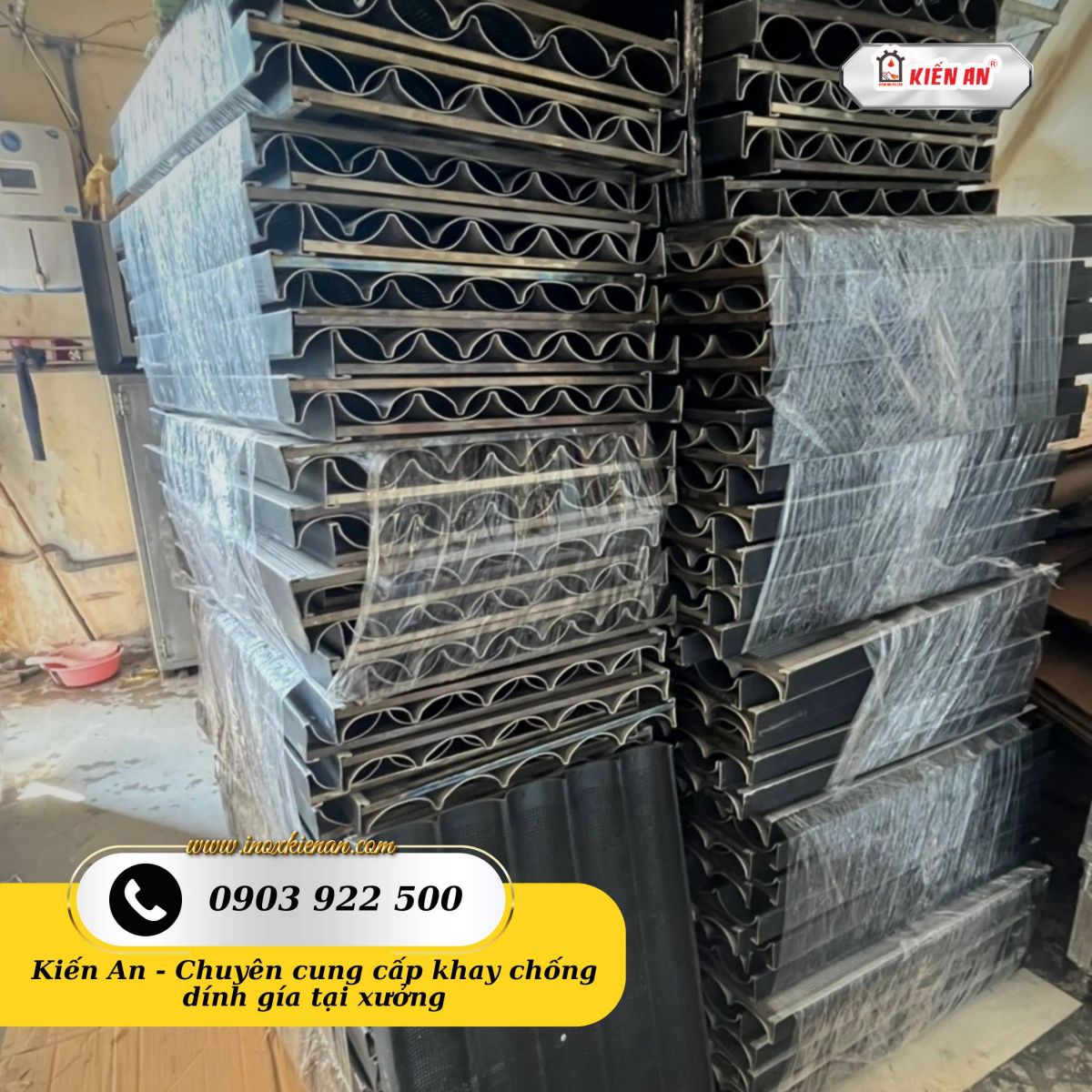Kiến An - Chuyên cung cấp khay bánh mì chống dính giá tốt